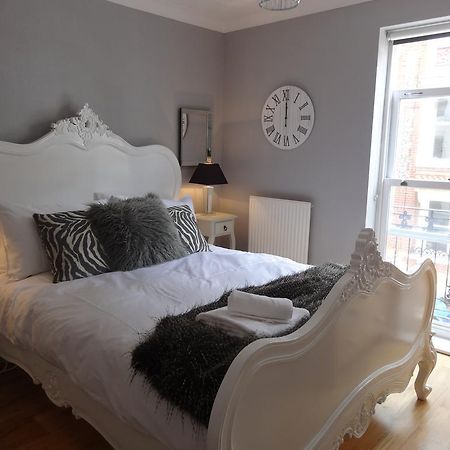 Burlington Beach Apartments Hove Extérieur photo