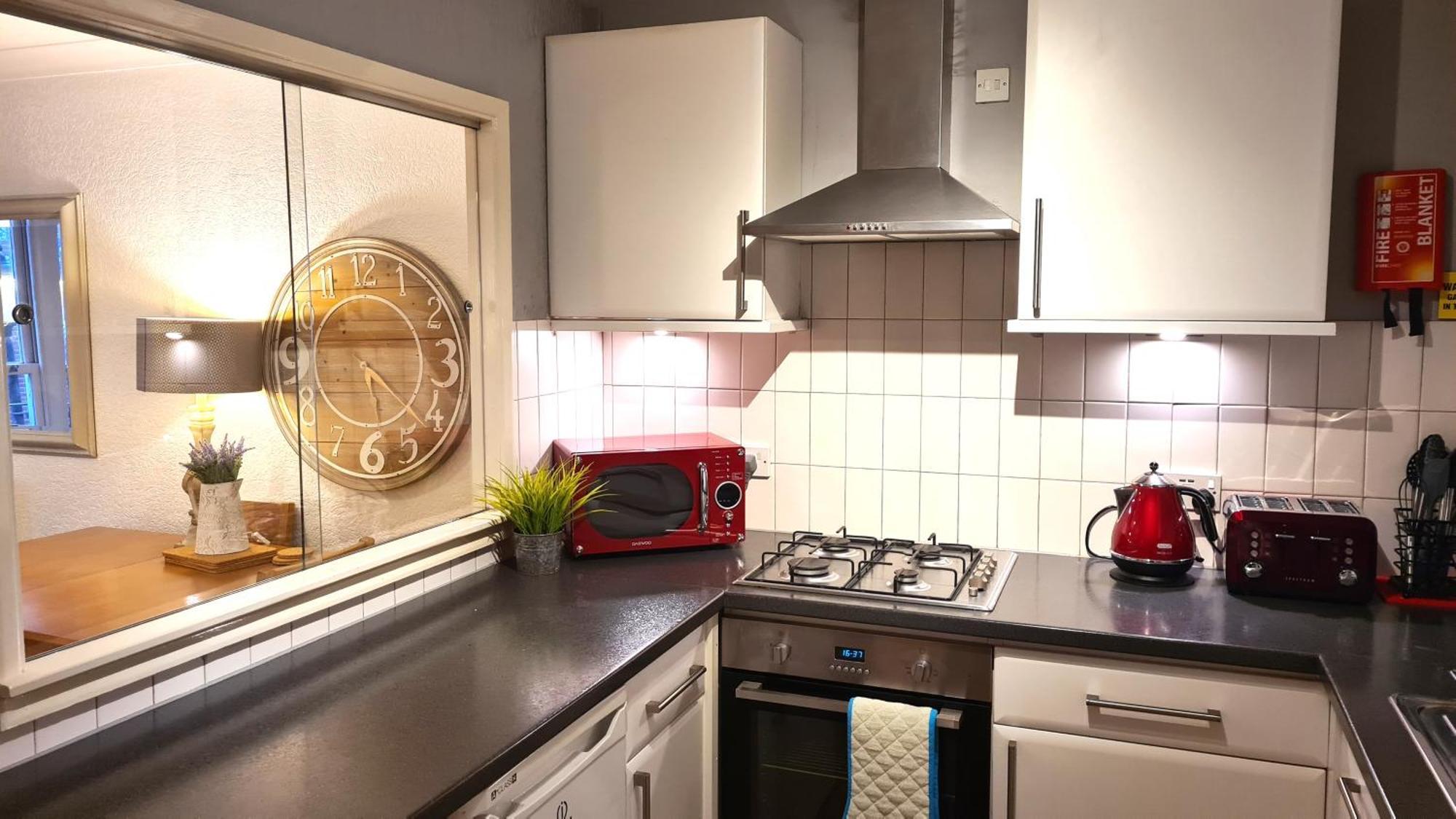 Burlington Beach Apartments Hove Extérieur photo