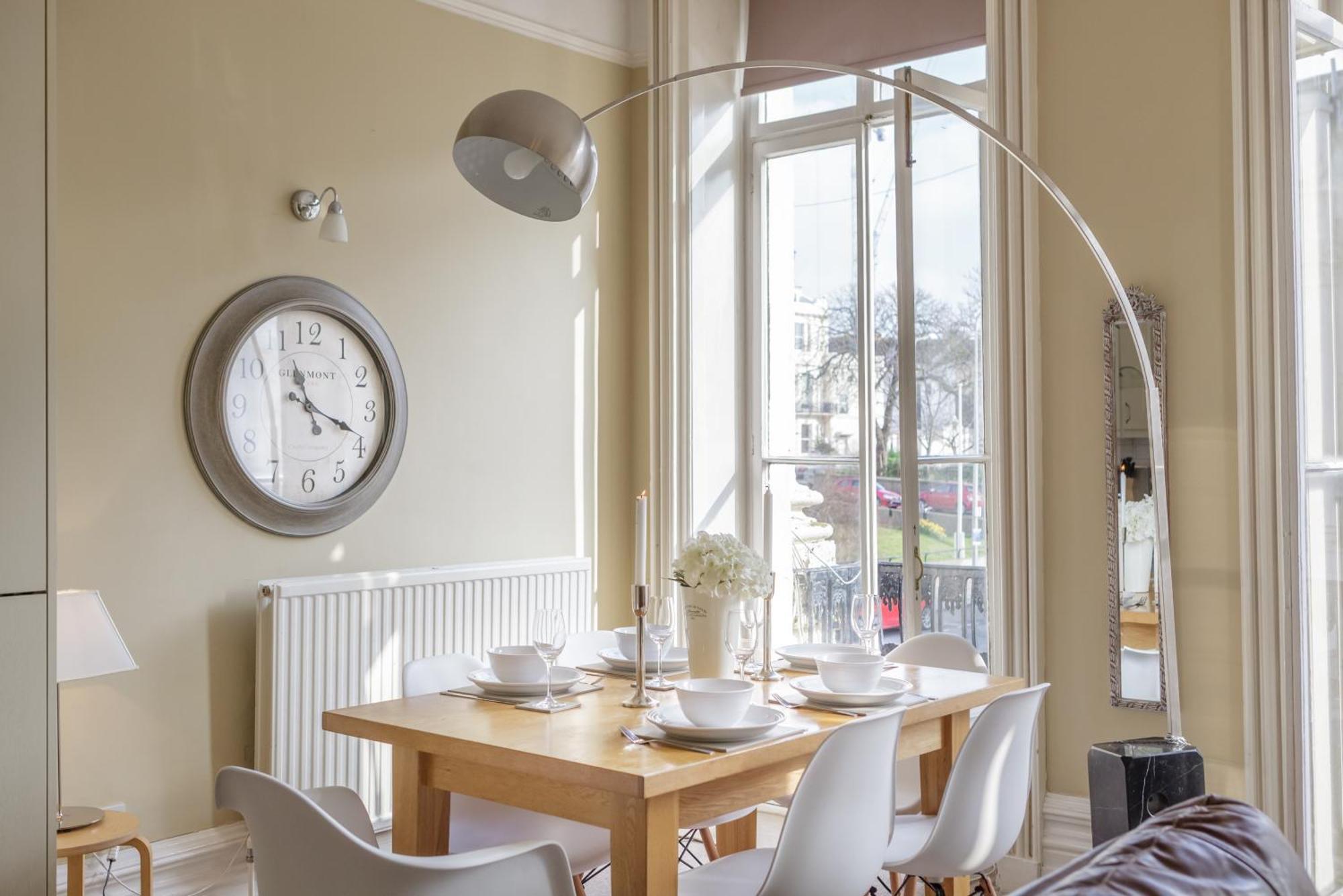 Burlington Beach Apartments Hove Chambre photo