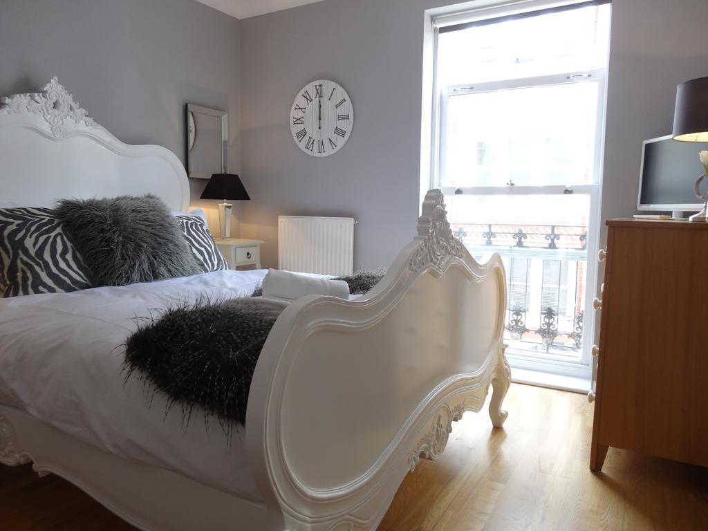 Burlington Beach Apartments Hove Extérieur photo