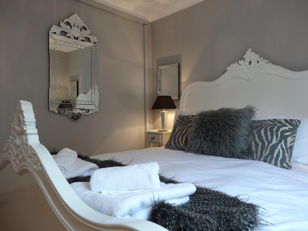 Burlington Beach Apartments Hove Extérieur photo