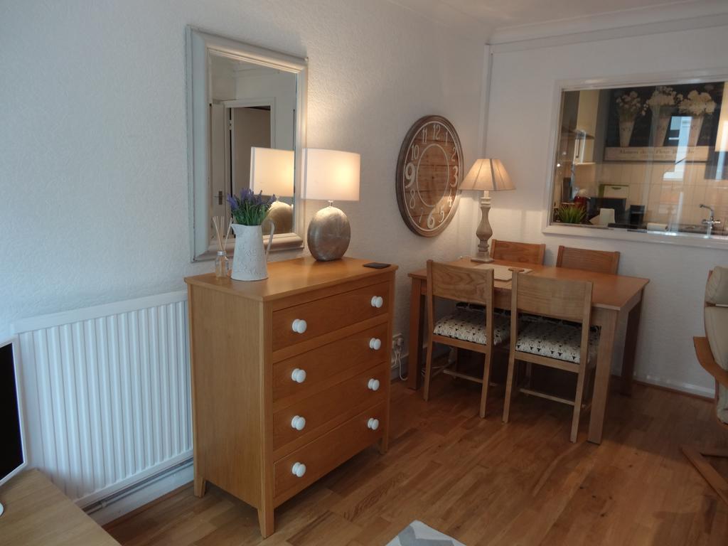 Burlington Beach Apartments Hove Extérieur photo