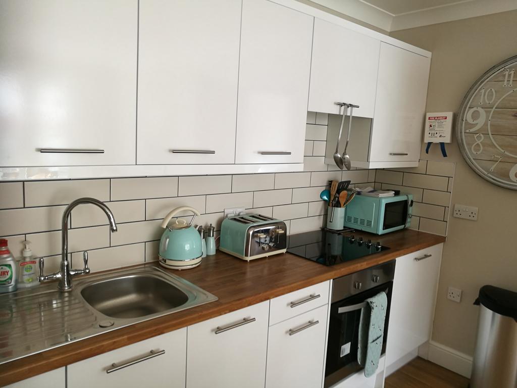 Burlington Beach Apartments Hove Extérieur photo