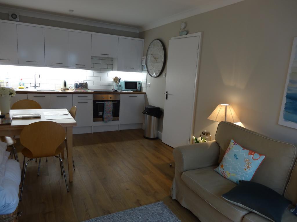 Burlington Beach Apartments Hove Extérieur photo