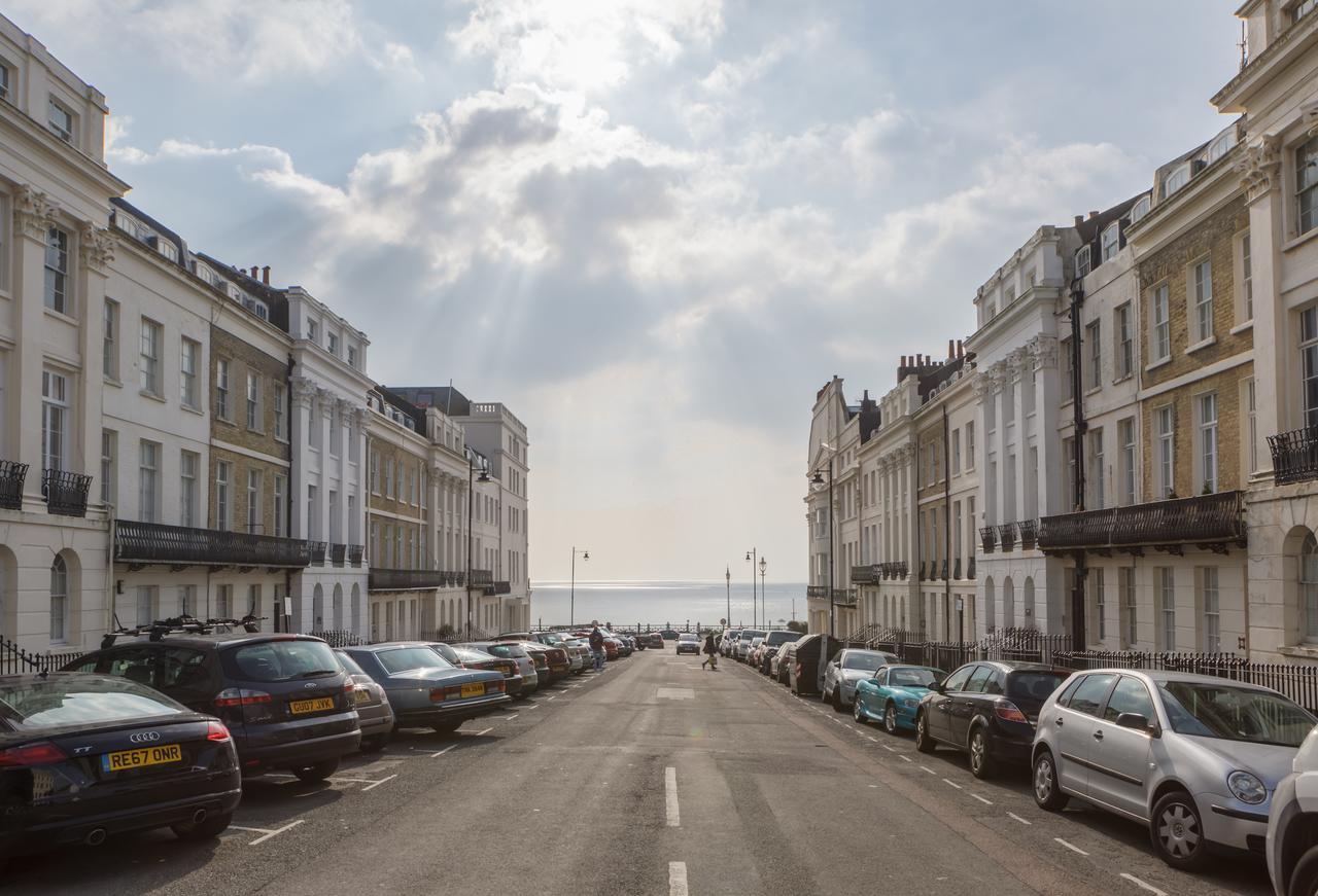 Burlington Beach Apartments Hove Chambre photo